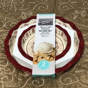 NWT Gibson Pie Plates